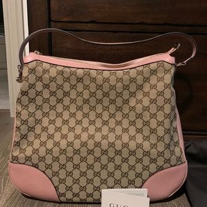 NWT Gucci hobo bag.